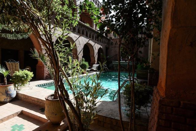 Couper terre cuite : carrelage Rue du Carrelage