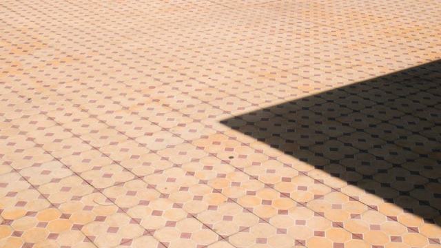 Carrelage Bition gris clair 30 x 60, effet pierre Carrelage Bition gris clair 30 x 60, effet pierre